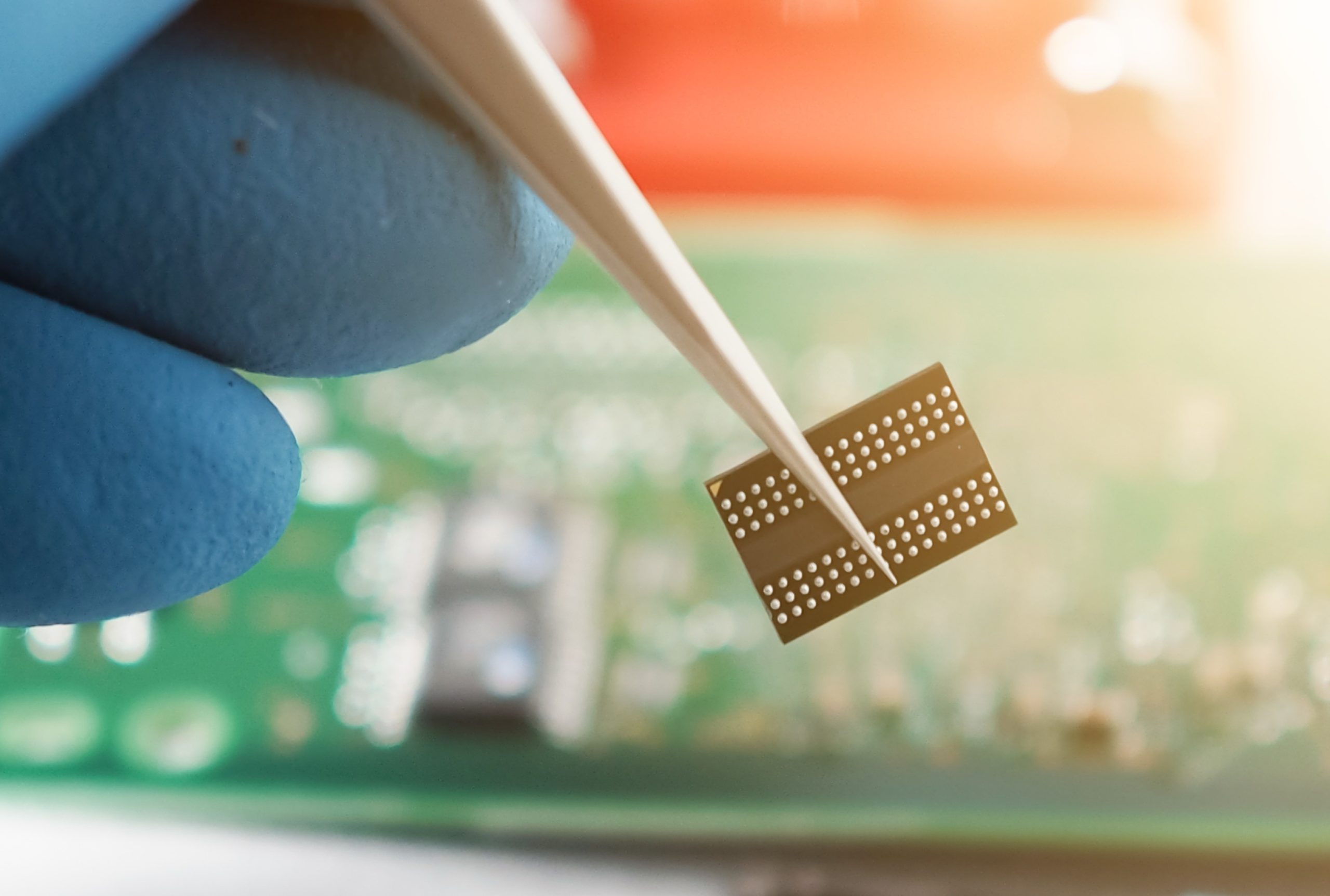 India Aims to Lead Future of Semiconductor Tech with World’s Smallest ...